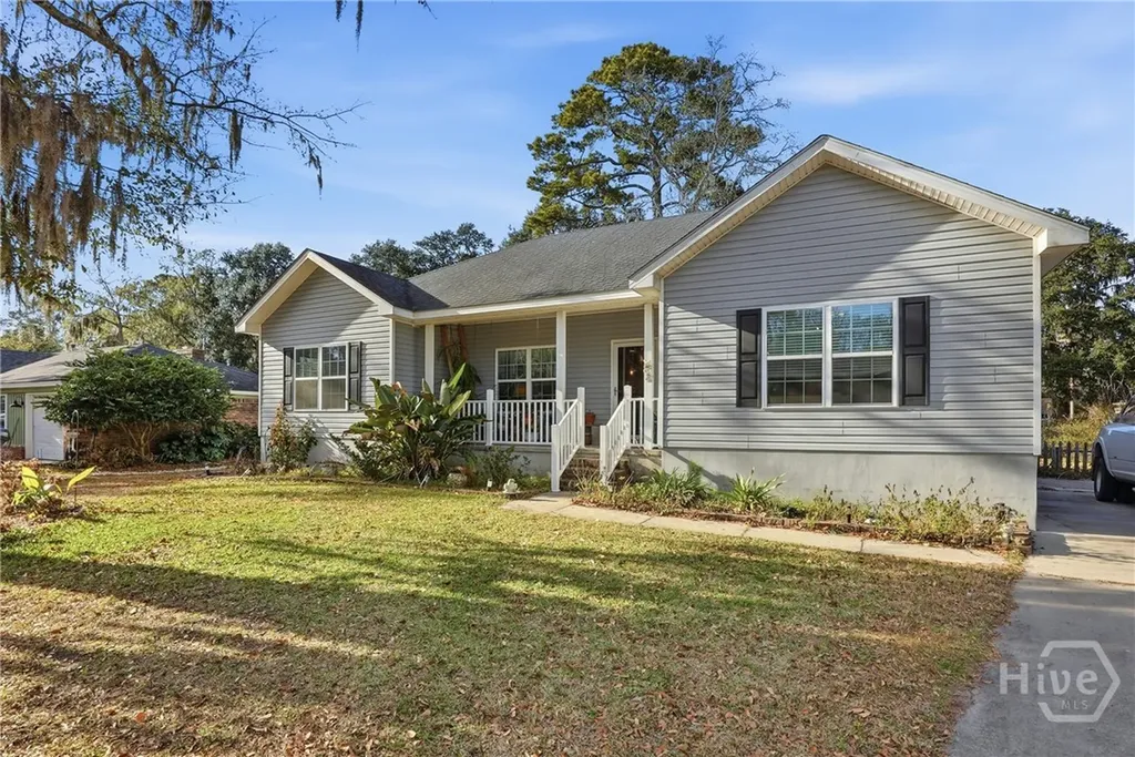613 Leaning Oaks Drive Savannah GA 31410