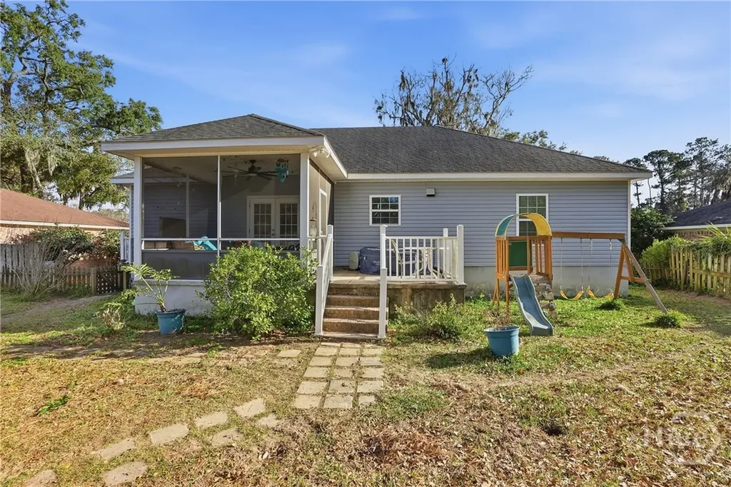 613 Leaning Oaks Drive Savannah GA 31410