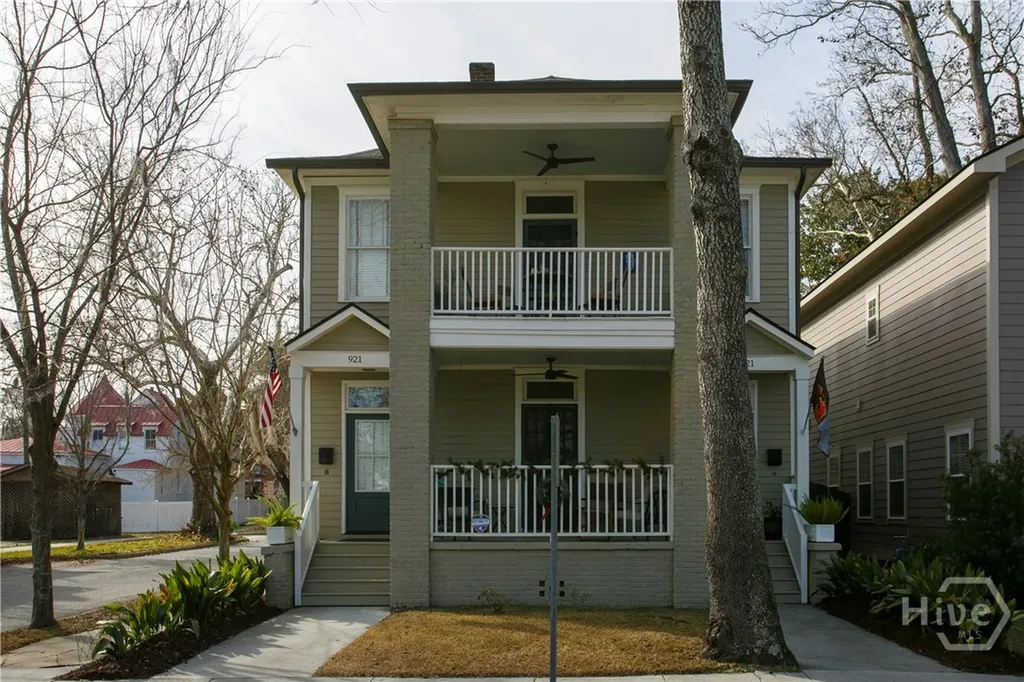 921 E Waldburg Street Savannah GA 31401
