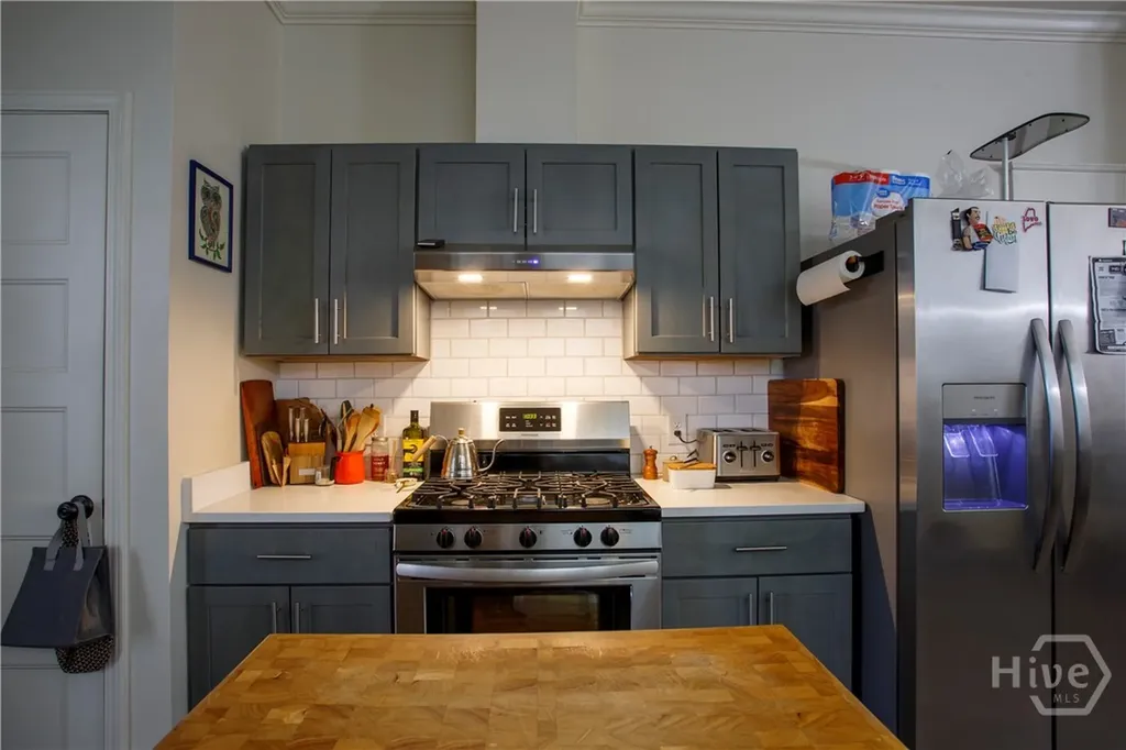 921 E Waldburg Street Savannah GA 31401