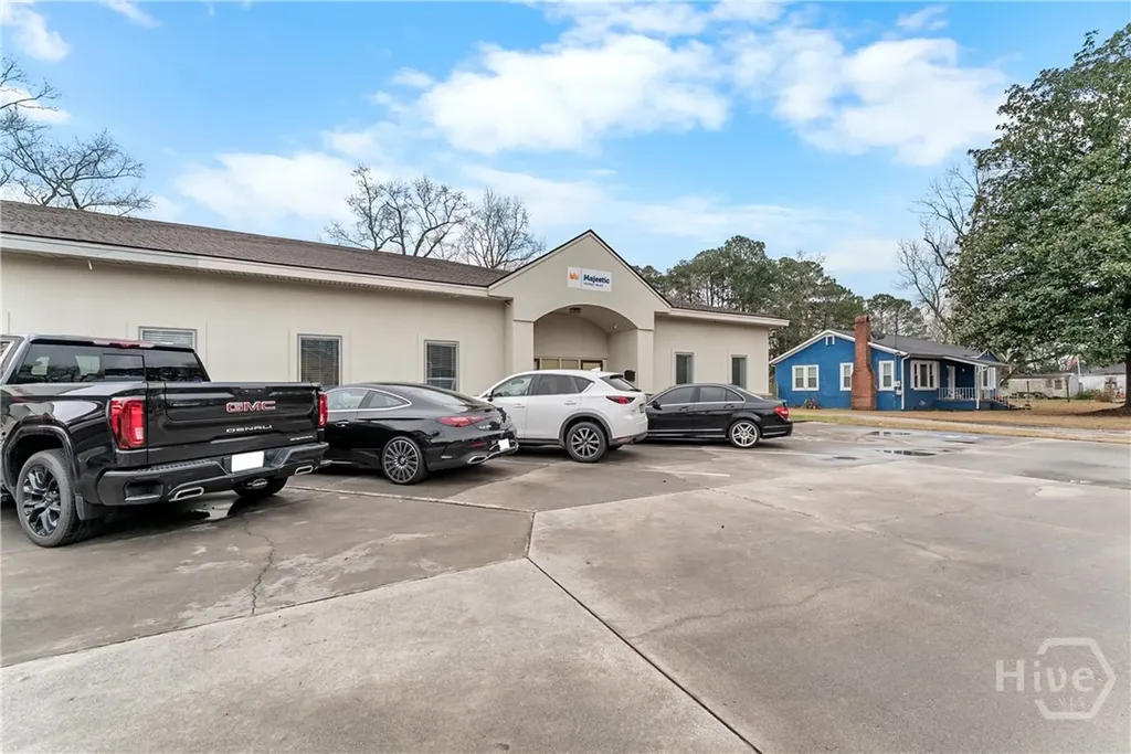 1306 Heidt Savannah GA 31408
