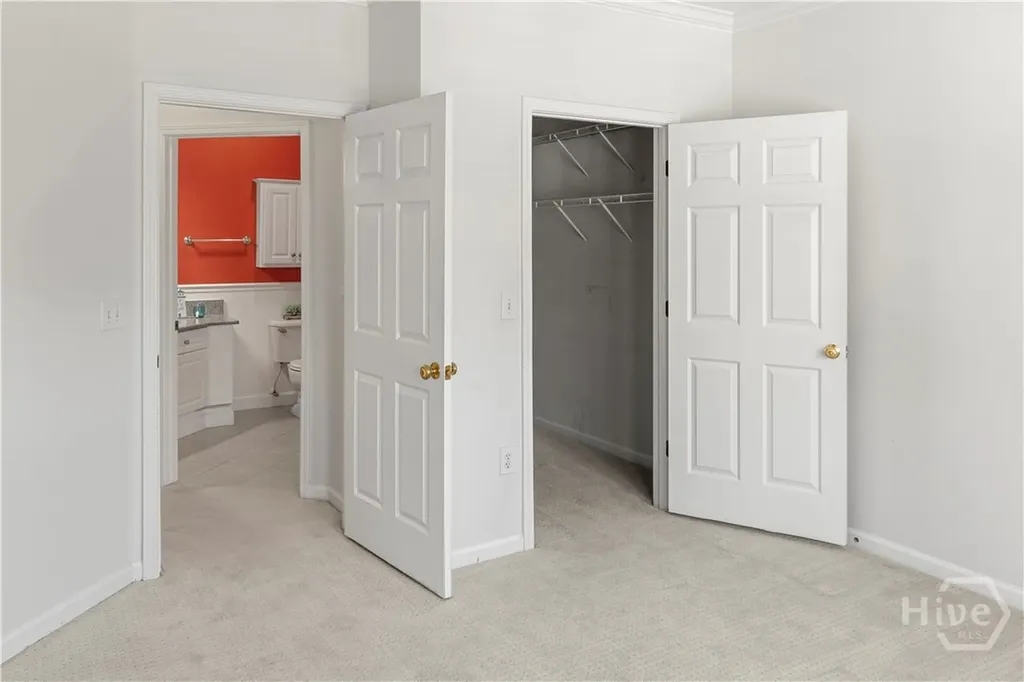 1324 Whitemarsh Way Savannah GA 31410