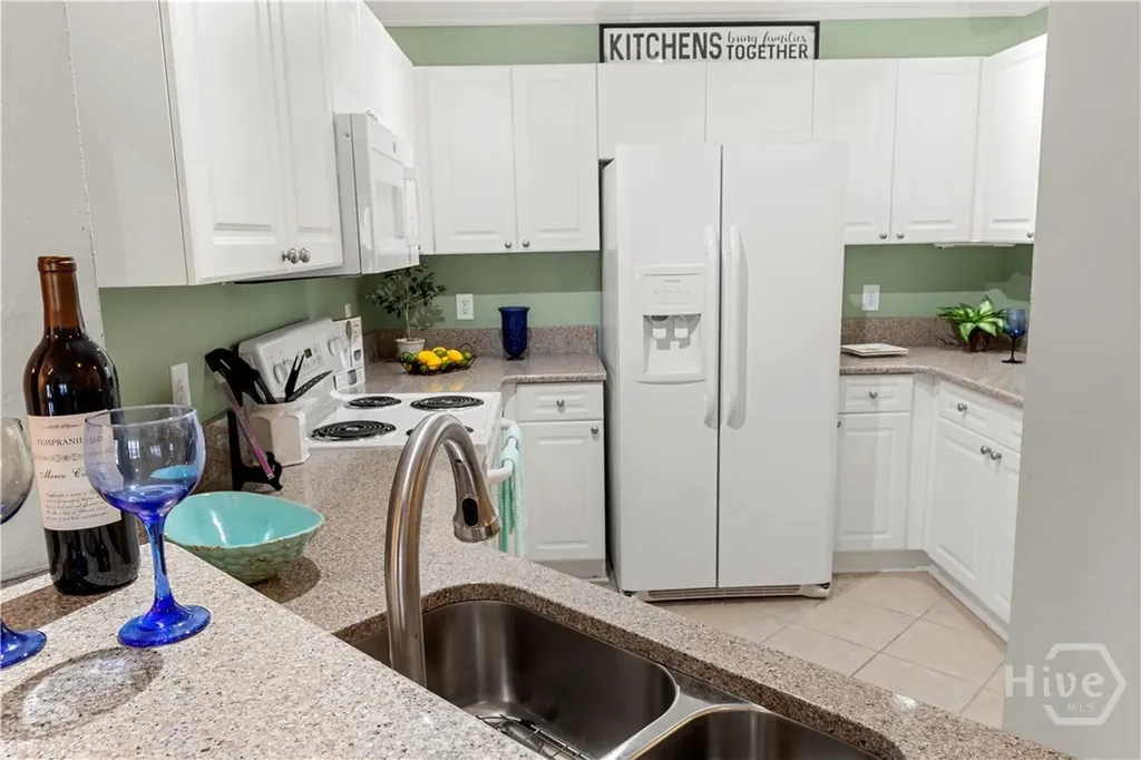 1324 Whitemarsh Way Savannah GA 31410