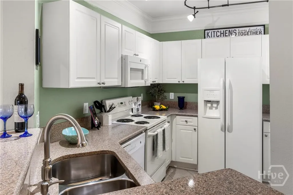 1324 Whitemarsh Way Savannah GA 31410