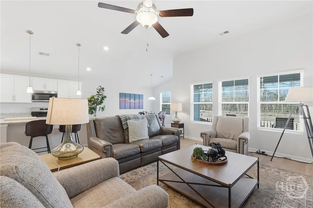 28 Flagler Drive Savannah GA 31419