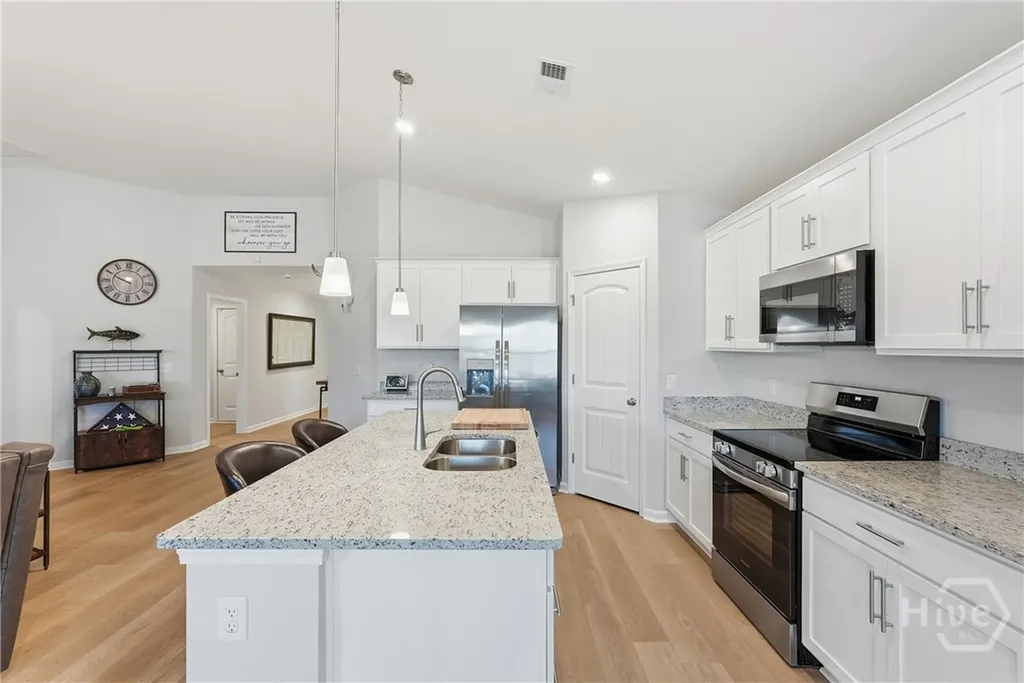 28 Flagler Drive Savannah GA 31419