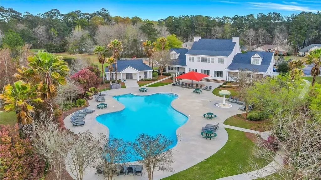 28 Flagler Drive Savannah GA 31419
