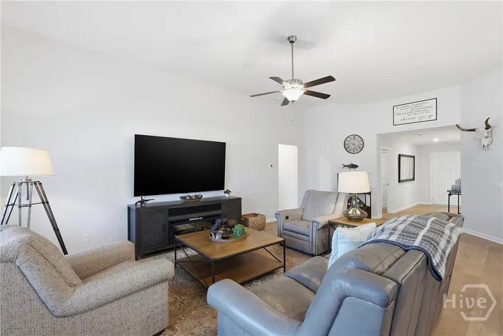 28 Flagler Drive Savannah GA 31419