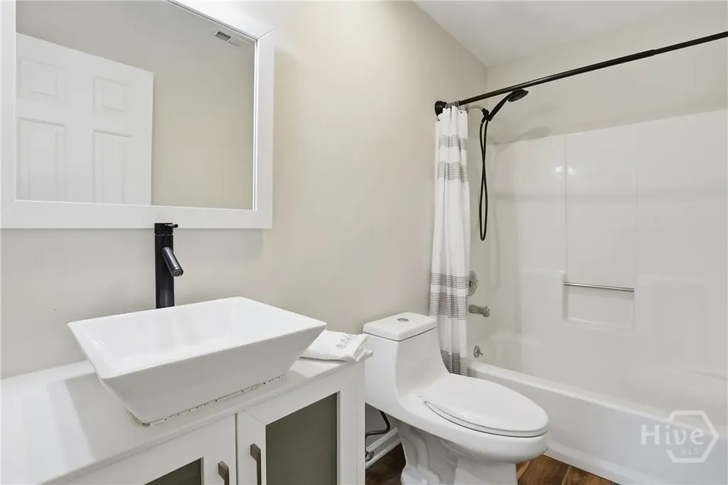62 Colony Park Drive Savannah GA 31406