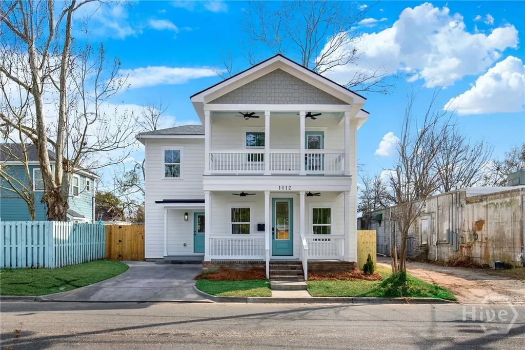 1012 Atlantic Savannah GA 31401