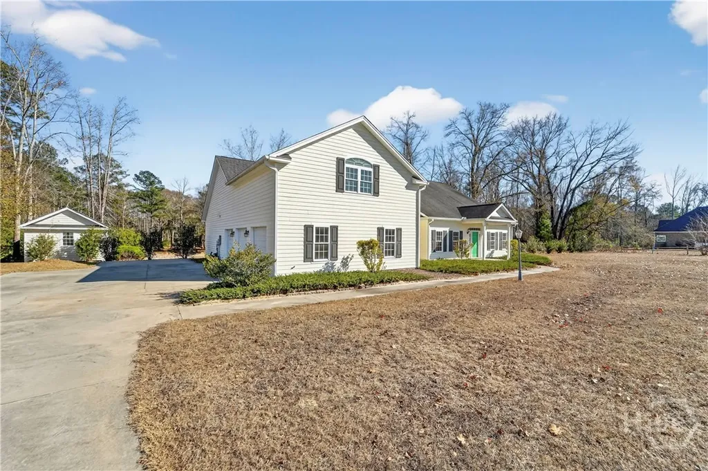 1225 E Hampton Drive Statesboro GA 30461