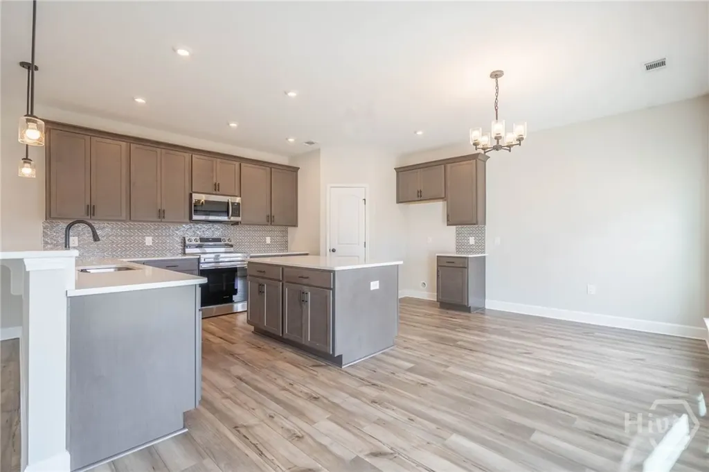 203 Alyssa Avenue Guyton GA 31312