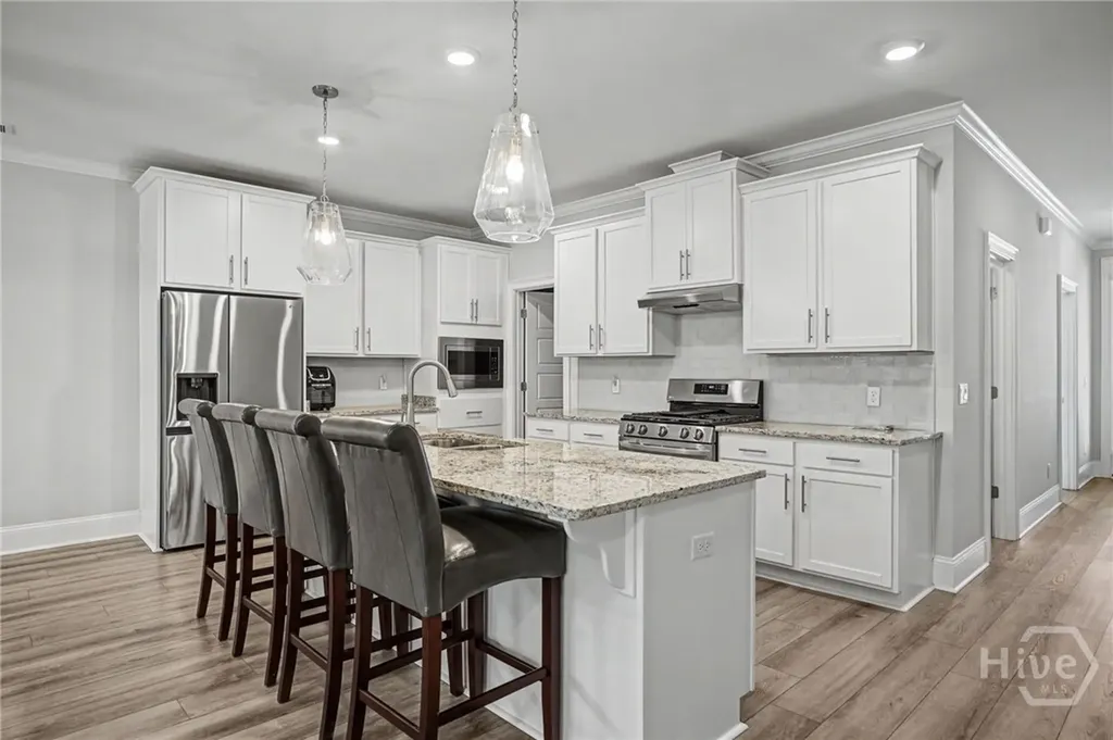 111B Hope Lane Savannah GA 31406