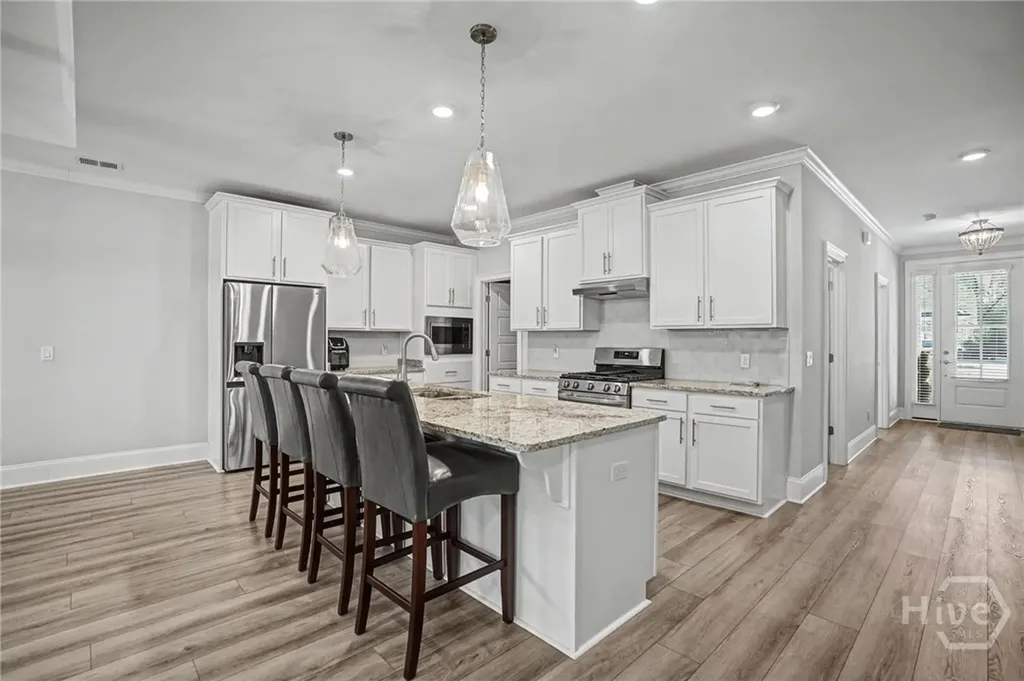 111B Hope Lane Savannah GA 31406