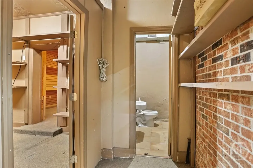 2901 W Bay Street Savannah GA 31408