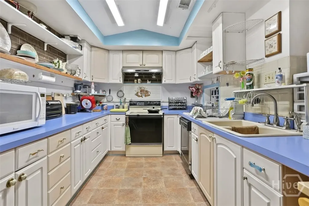 2901 W Bay Street Savannah GA 31408