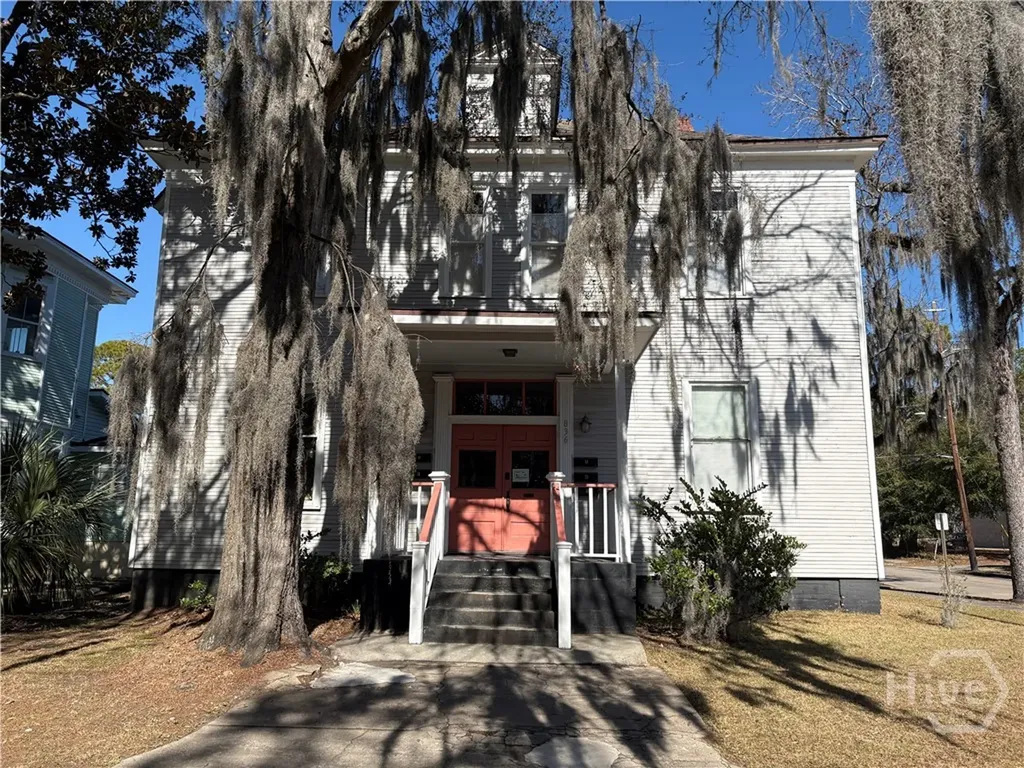 836 E Henry Street Savannah GA 31401