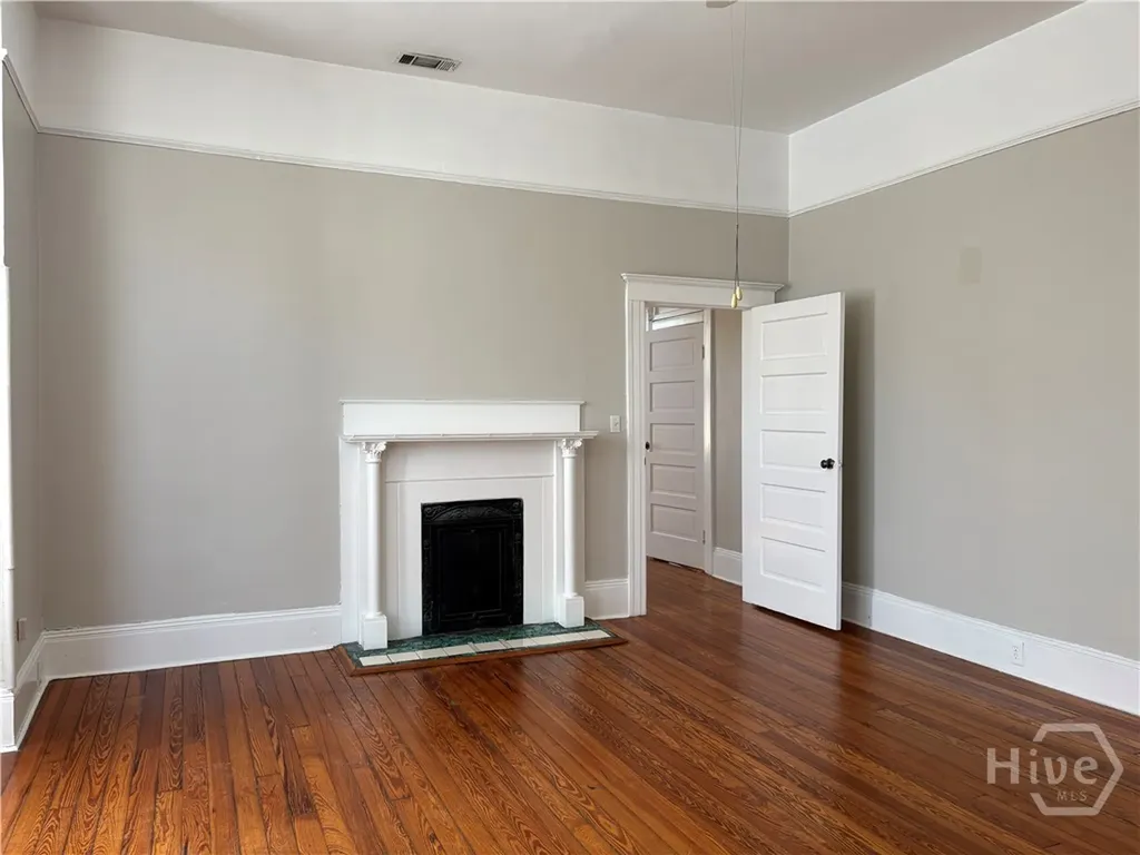 836 E Henry Street Savannah GA 31401
