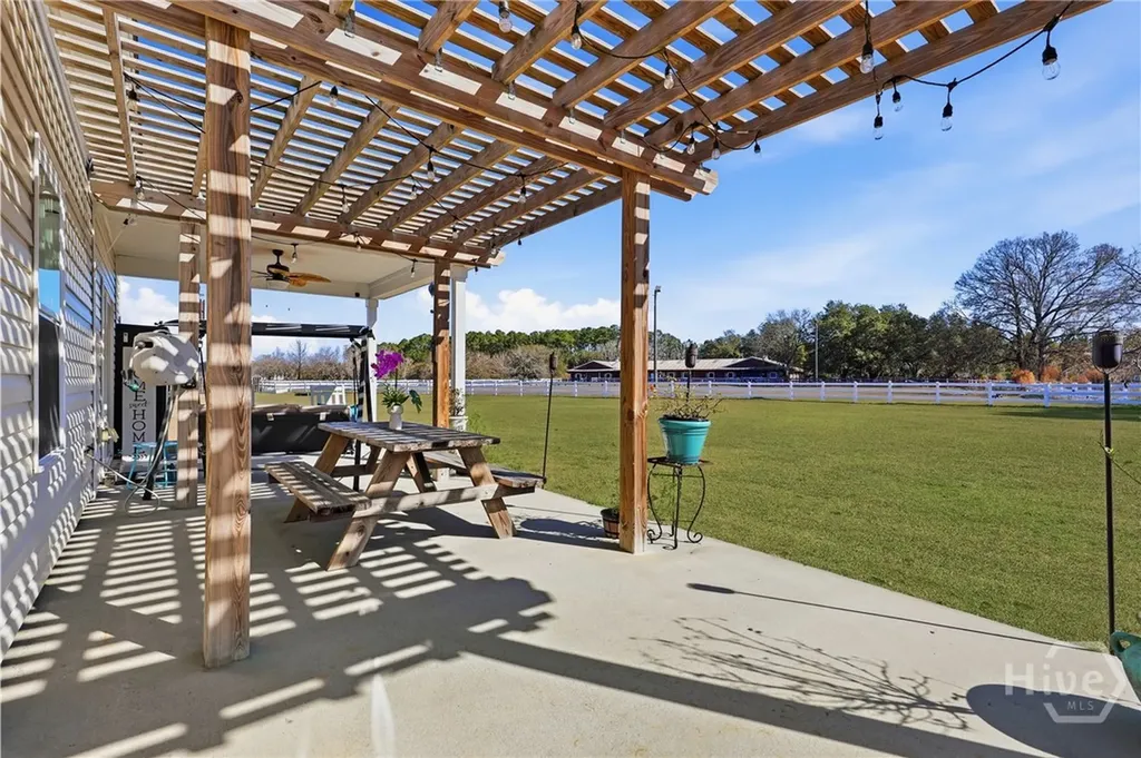 101 Meadowlands Drive Rincon GA 31326