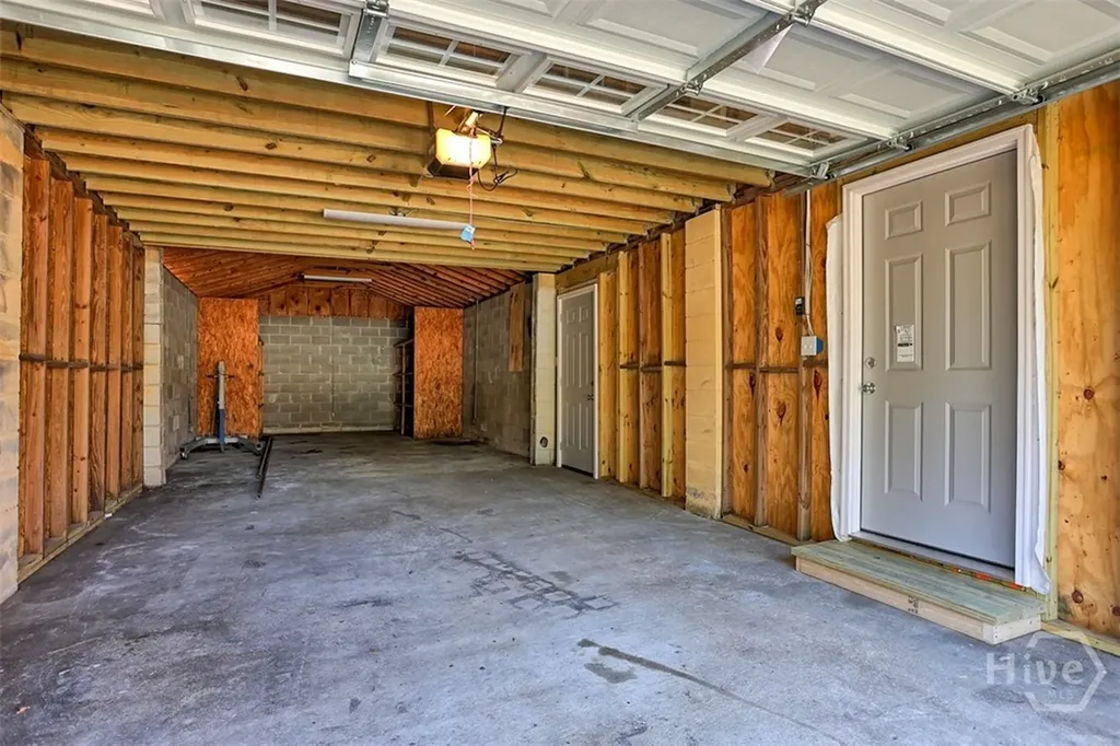 3127 Gilbert Street Savannah GA 31404