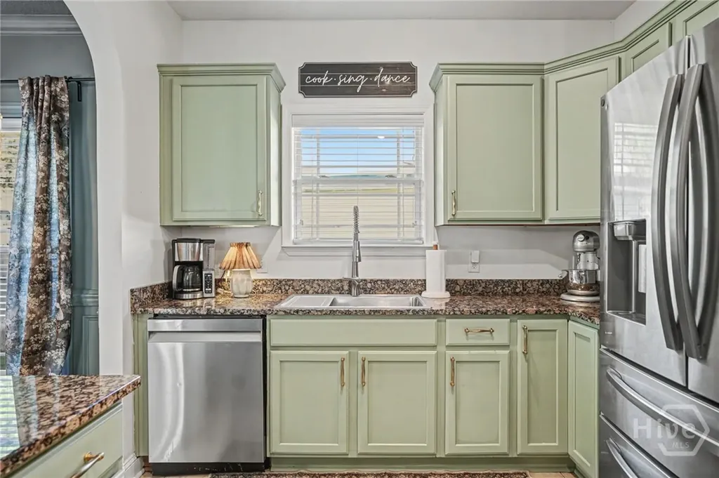 142 Willow Point Savannah GA 31407
