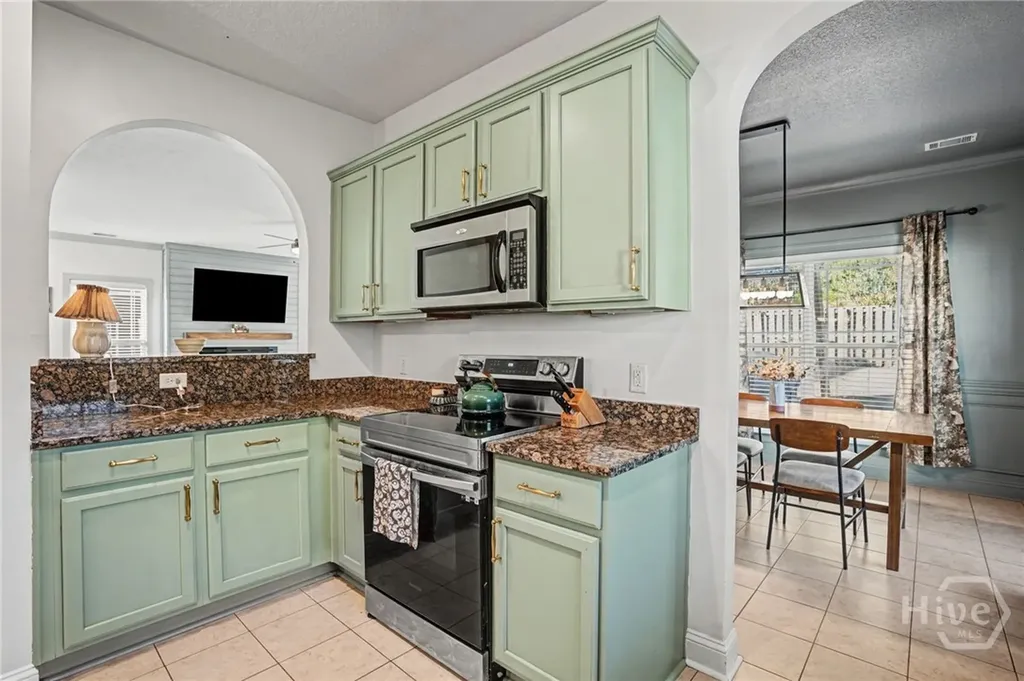 142 Willow Point Savannah GA 31407