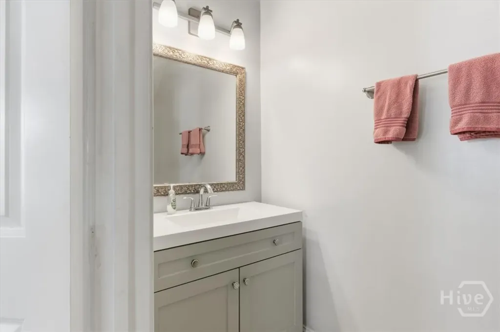 516 W 37th Street Savannah GA 31415
