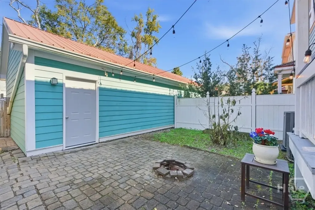 516 W 37th Street Savannah GA 31415
