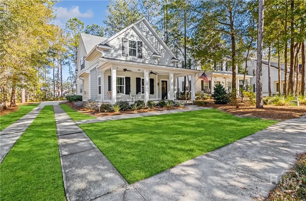 145 Blackjack Oak Drive E Richmond Hill GA 31324