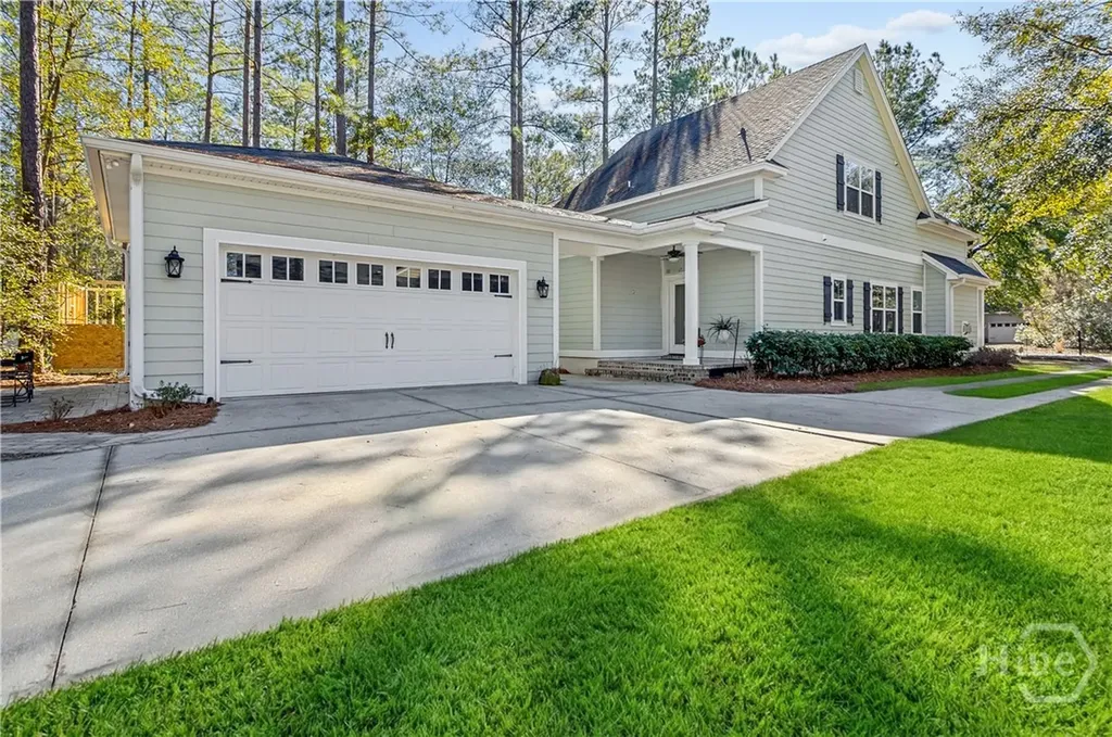 145 Blackjack Oak Drive E Richmond Hill GA 31324