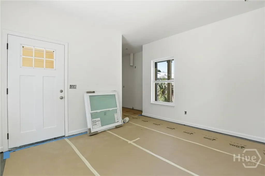 11 West Street Savannah GA 31415