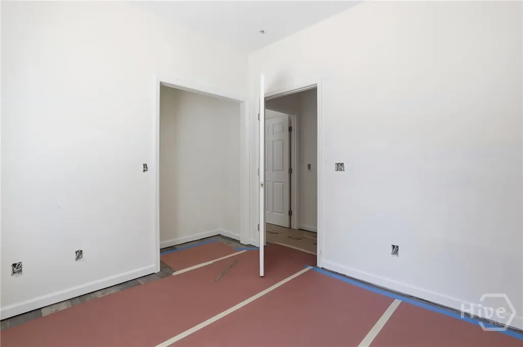 11 West Street Savannah GA 31415