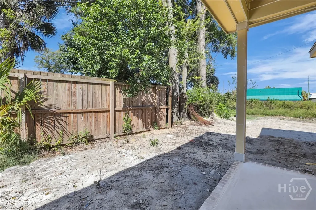 11 West Street Savannah GA 31415