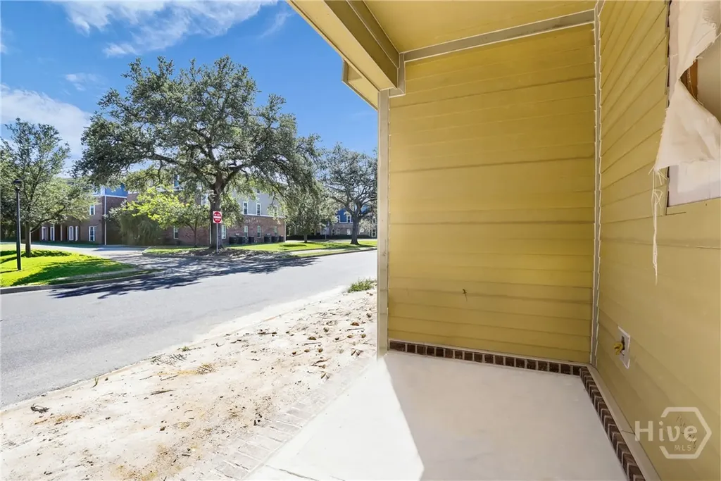 11 West Street Savannah GA 31415