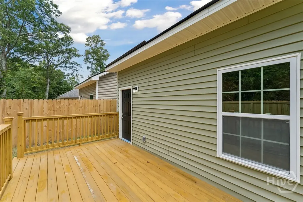 119 Scarborough Street Savannah GA 31415