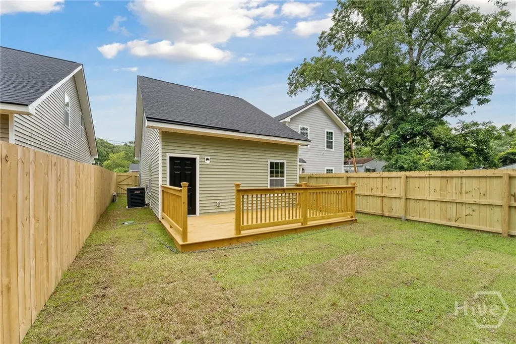 119 Scarborough Street Savannah GA 31415