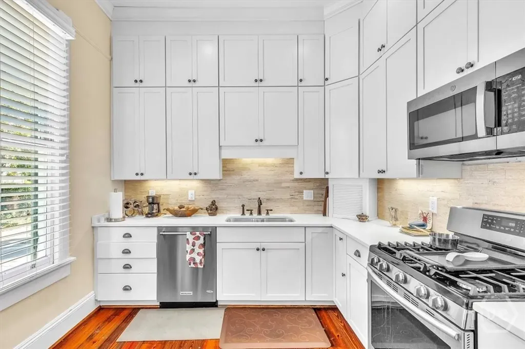 32 Habersham Street Savannah GA 31401