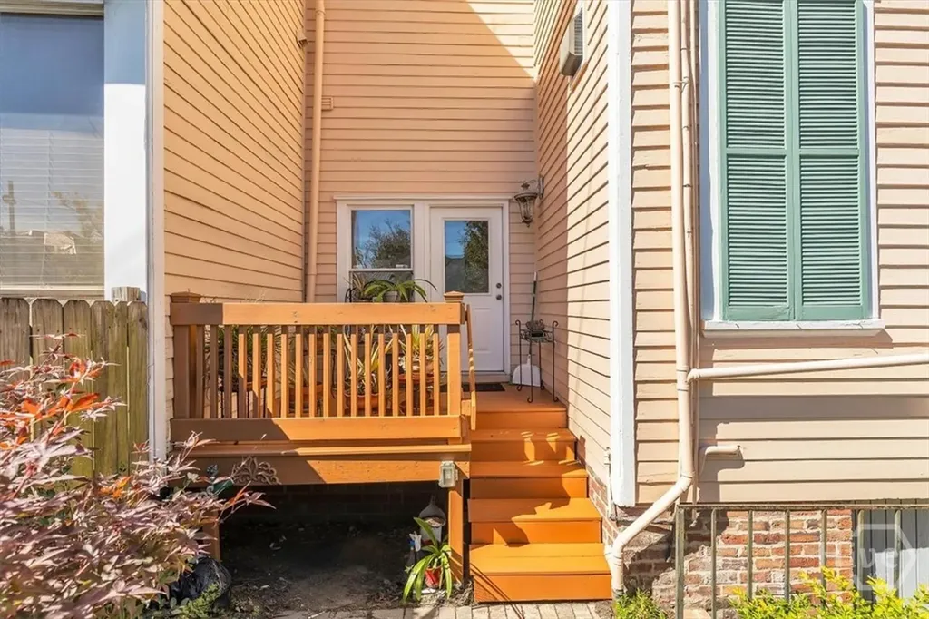 32 Habersham Street Savannah GA 31401