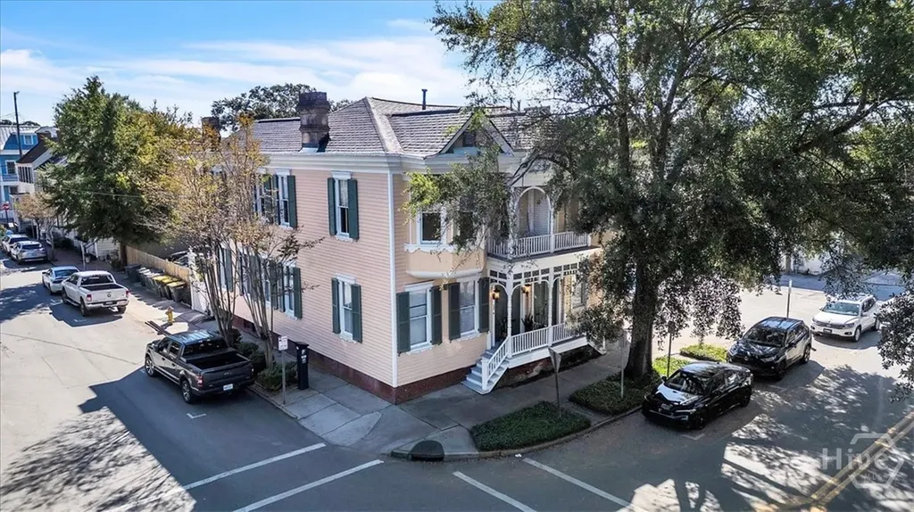 32 Habersham Street Savannah GA 31401