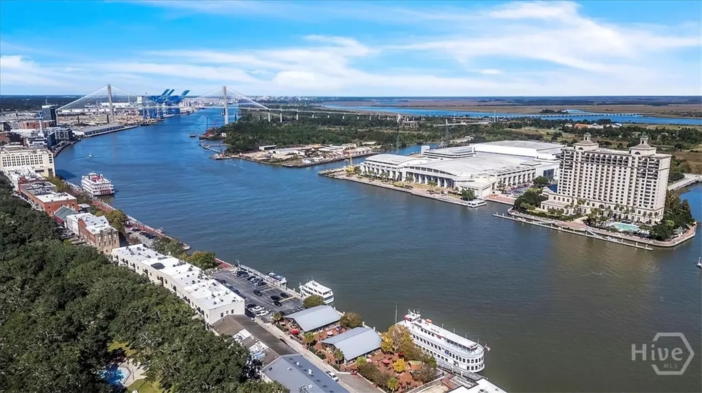 32 Habersham Street Savannah GA 31401