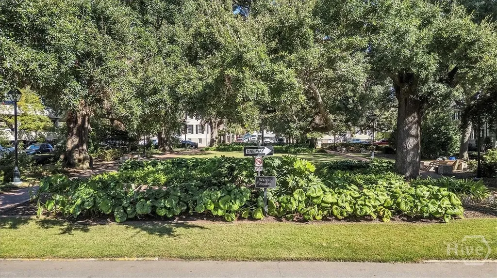 32 Habersham Street Savannah GA 31401