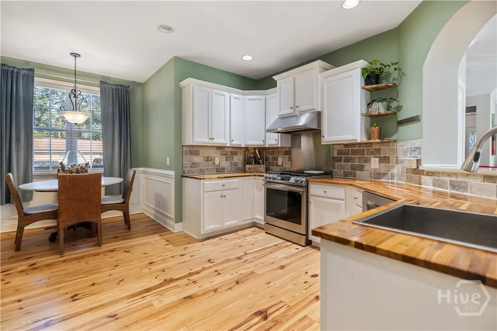 217 Bonaventure Road Thunderbolt GA 31404