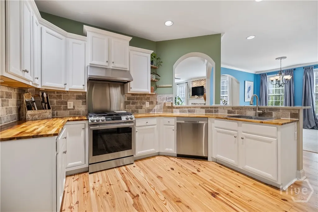 217 Bonaventure Road Thunderbolt GA 31404