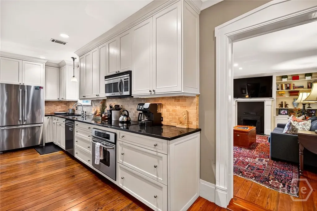 208 E Liberty Street Savannah GA 31401