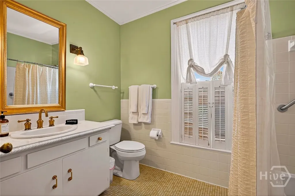 208 E Liberty Street Savannah GA 31401