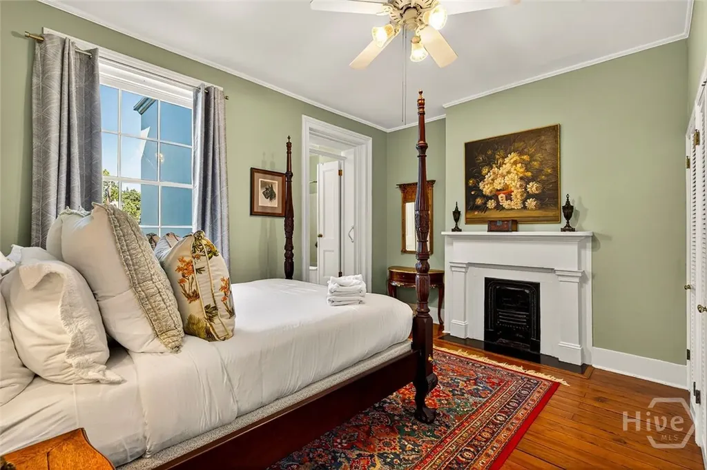 208 E Liberty Street Savannah GA 31401