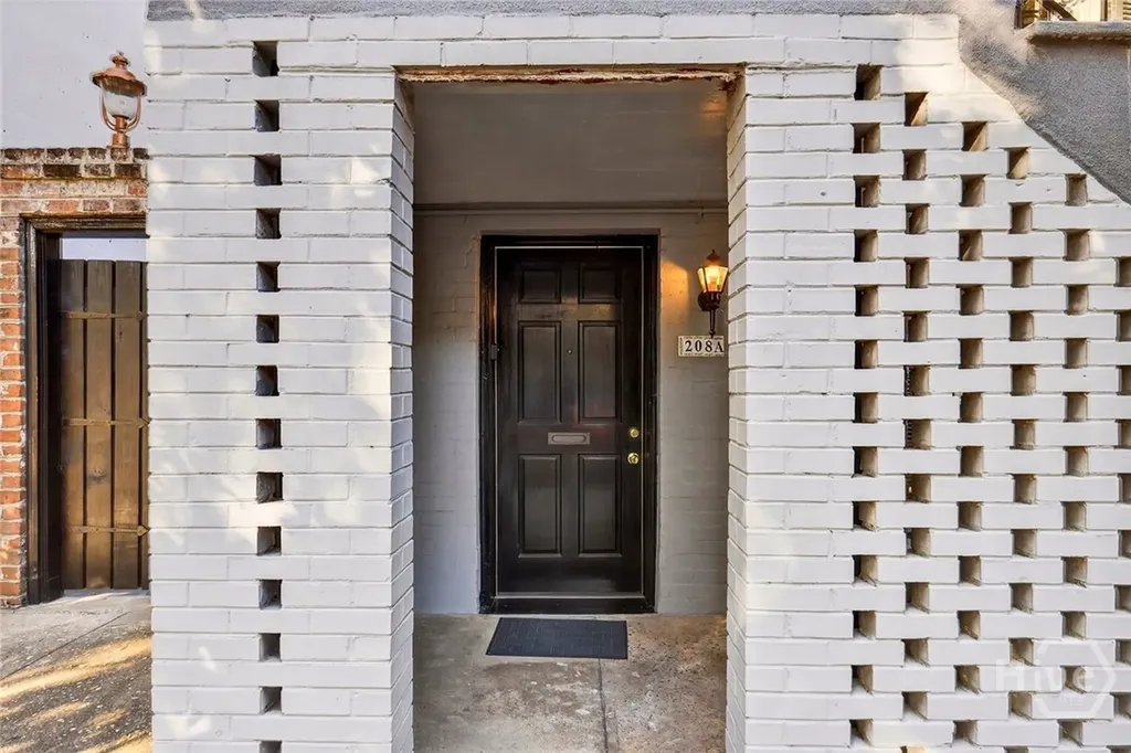 208 E Liberty Street Savannah GA 31401