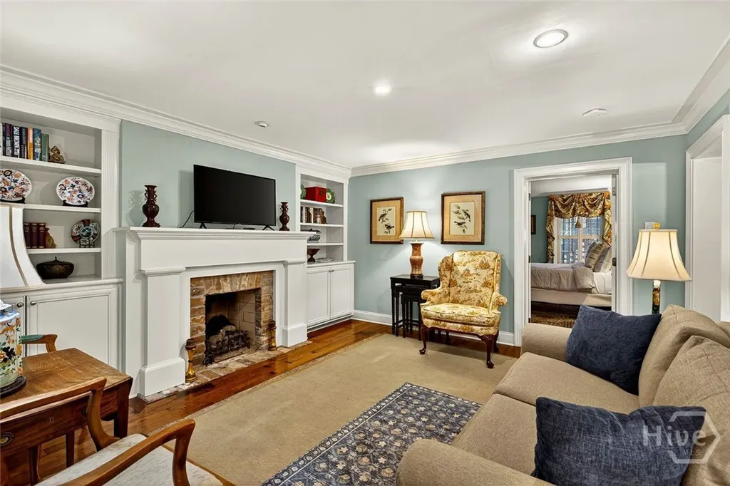 208 E Liberty Street Savannah GA 31401