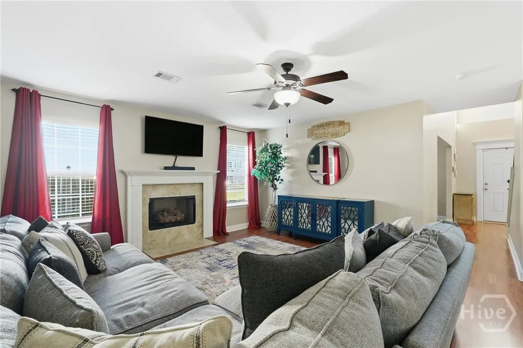 114 Maggie Lane Allenhurst GA 31301