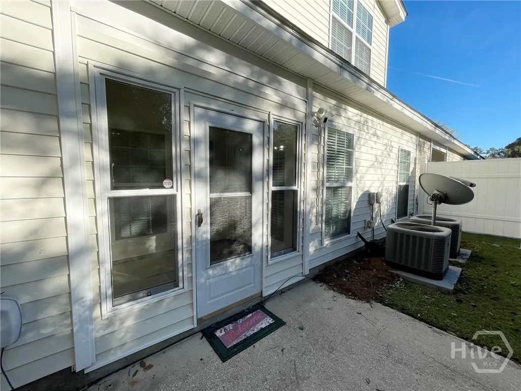41 Quartz Way Savannah GA 31419